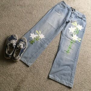 ANGFU/VINTAGE-STENCIL AIR BRUSH/ FLORAL DISTRESSED JEANS